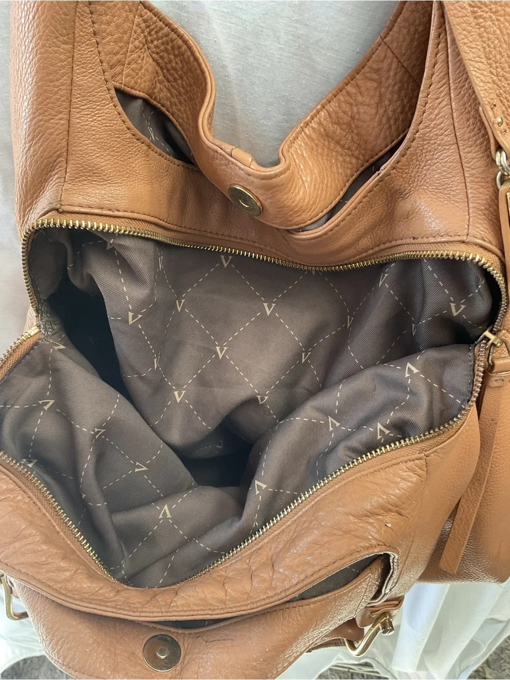Vince CAMUTO Women's Tan Leather Hobo Bag with Gold Hardware